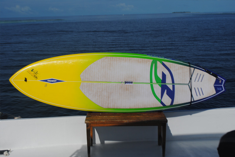 Standup paddle hire Maldives