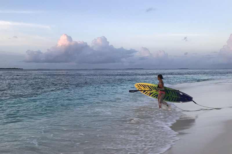 Standup paddle hire Maldives